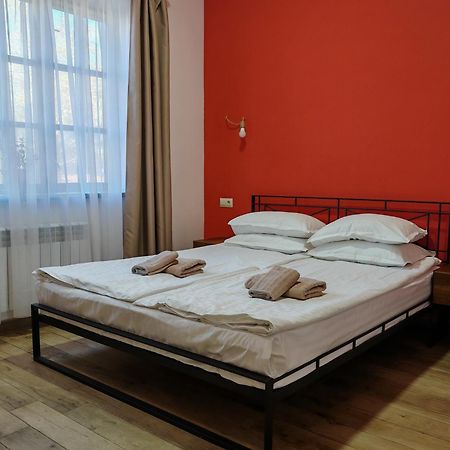 Blur Inn Gallery Ереван Экстерьер фото