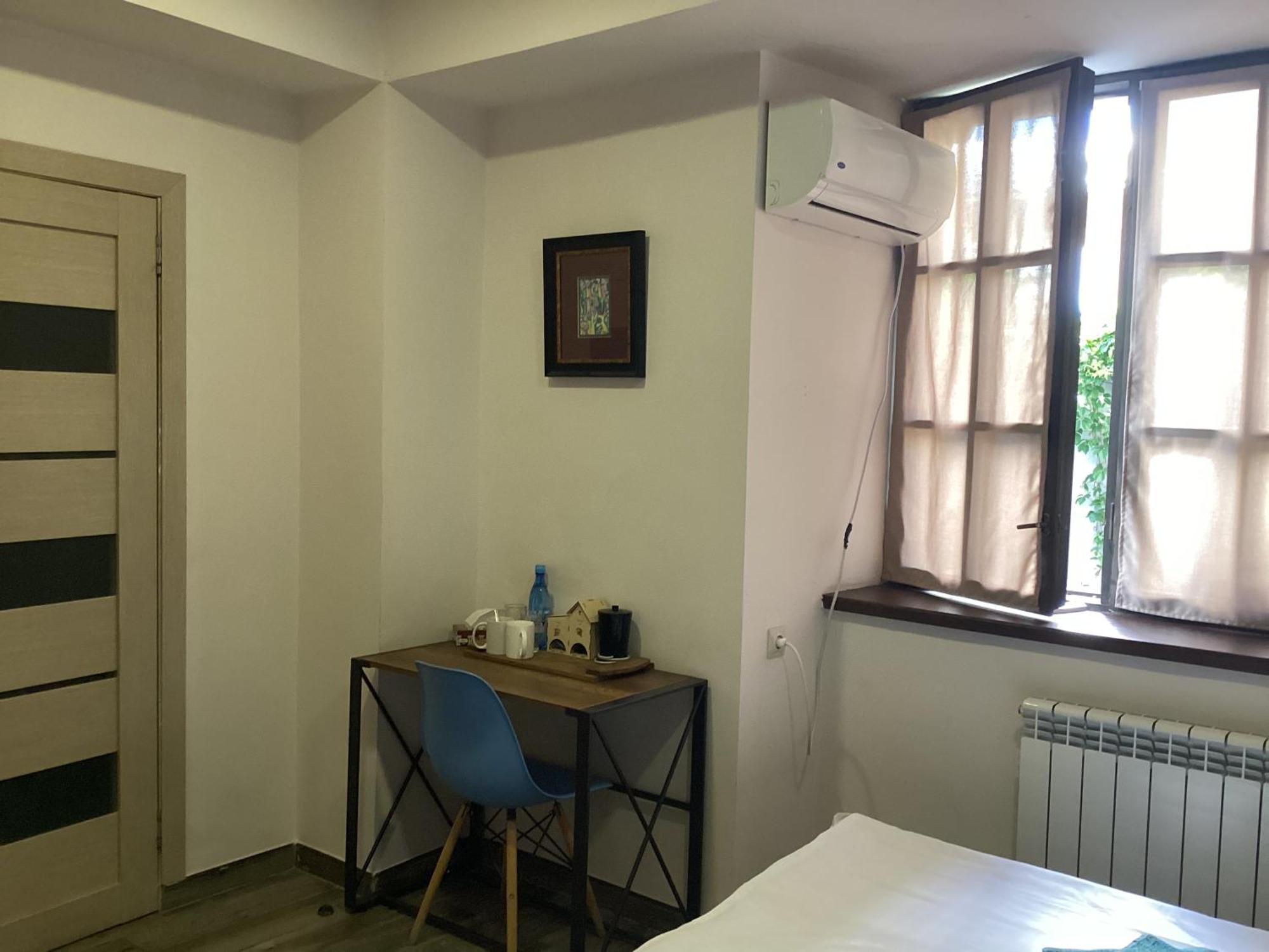 Blur Inn Gallery Ереван Экстерьер фото